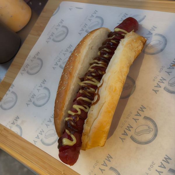 Bratwurst Hot Dog
